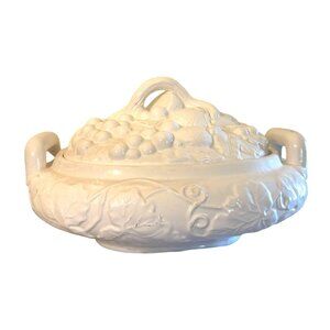 Gibson Everyday White Ceramic Tureen With Lid & Ladle